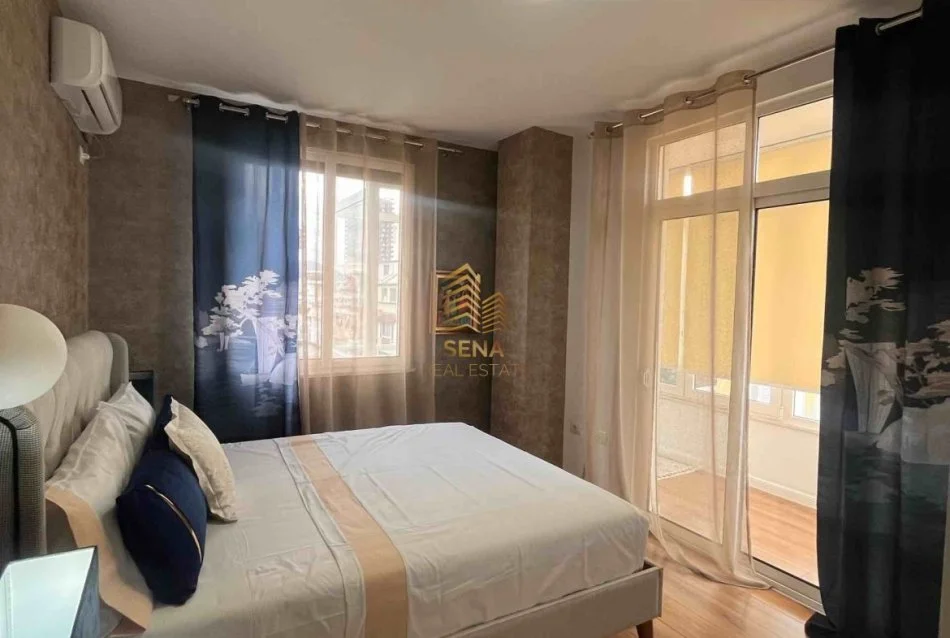 Tirane, jepet me qera apartament 1+1+Ballkon Kati 6, 850 € (Rruga e Durresit)