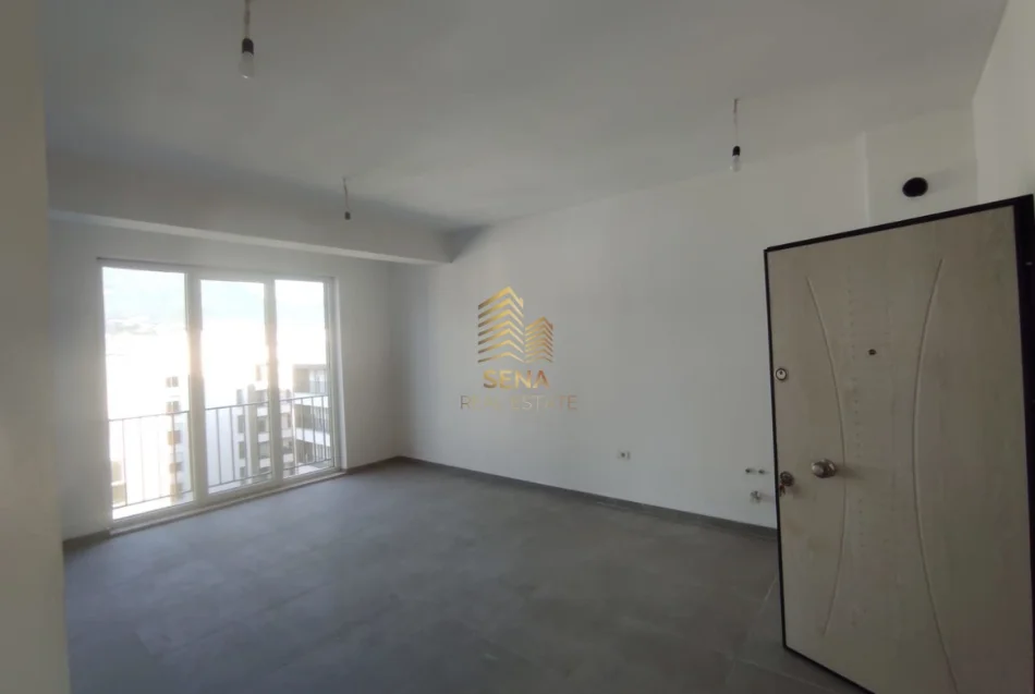 Tirane, jepet me qera apartament 2+1+Ballkon Kati 4, 90 m² 430 € (5 Maji)
