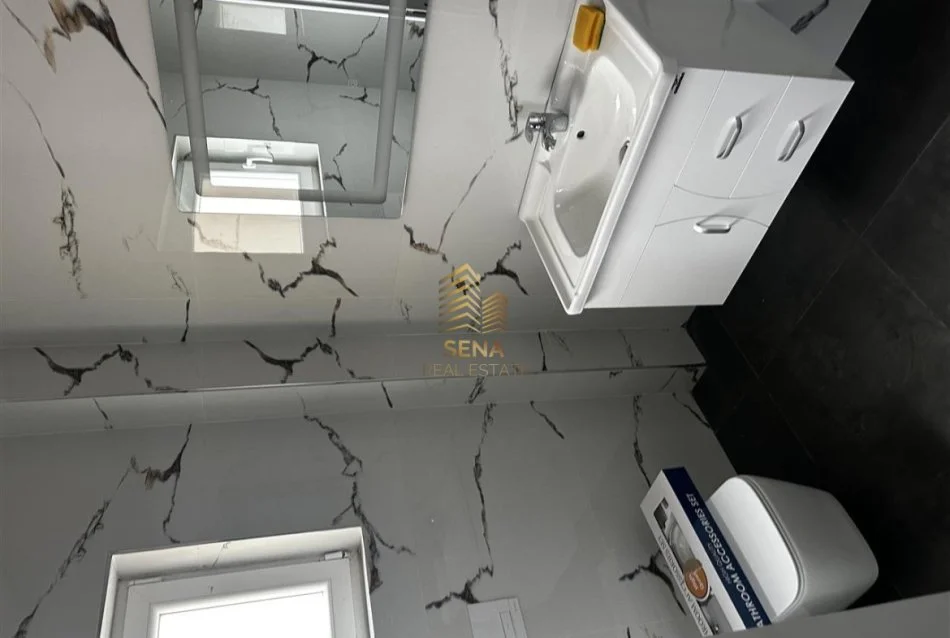 Tirane, jepet me qera apartament 3+1+Ballkon Kati 2, 120 m² 650 € (Selite)