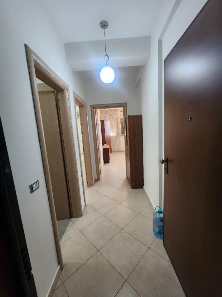 Durres, jepet me qera apartament 1+1+Aneks+Ballkon Kati 5, 65 m² 315 € 