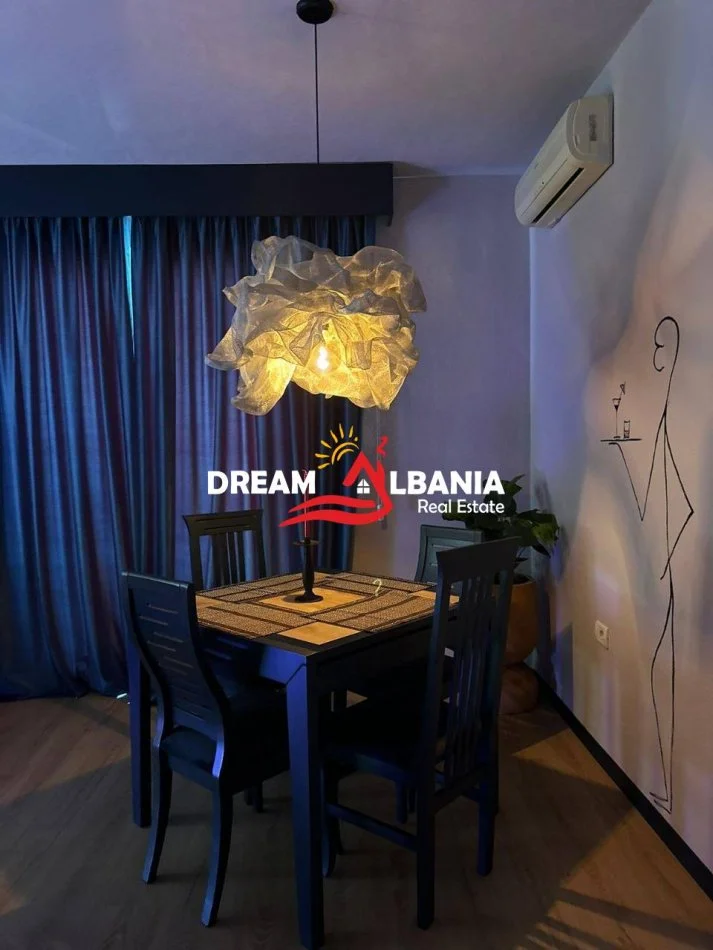 Tirane, jepet me qera apartament 1+1 Kati 14, 78 m² 700 € (ne Bulevardin Zogu i Pare prane Shkencave te Natyres)