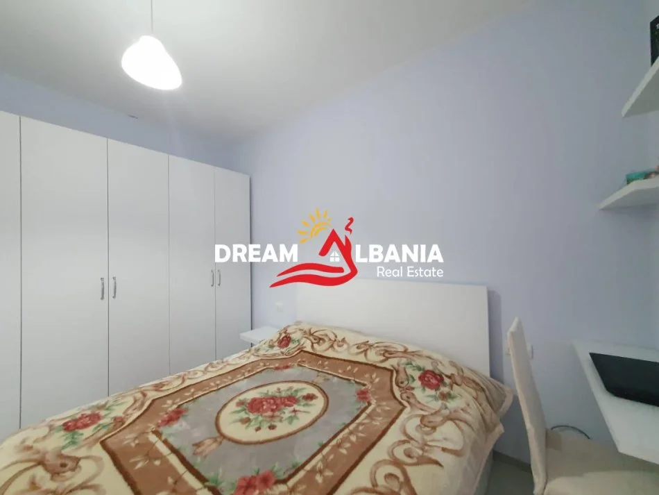 jepet me qera apartament Kati 8, 70 m² 650 € (tek Zogu i Zi)