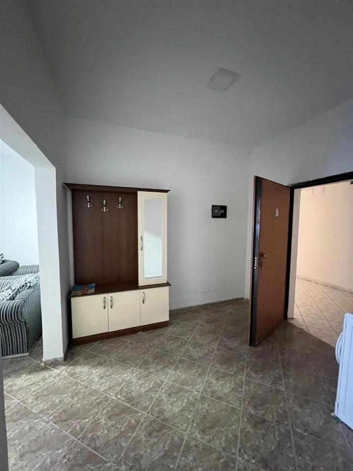 Durres, Jepet me Qera apartament 2+1 Kati 3, 105 m²