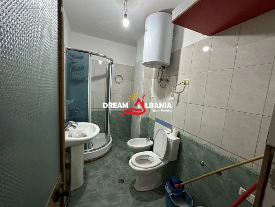 Tirane, jepet me qera apartament 2+1 Kati 3, 105 m² 650 € (ne Don Bosko prane Hotel Ferrari)