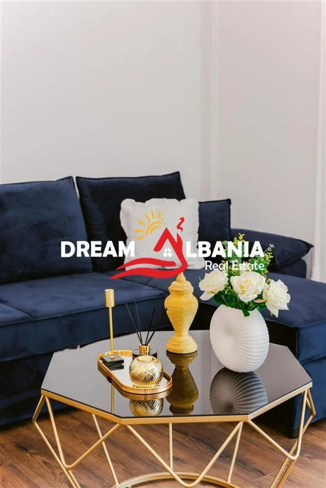 Tirane, jepet me qera 1+1 Kati 9, 75 m² 550 € (Astir)