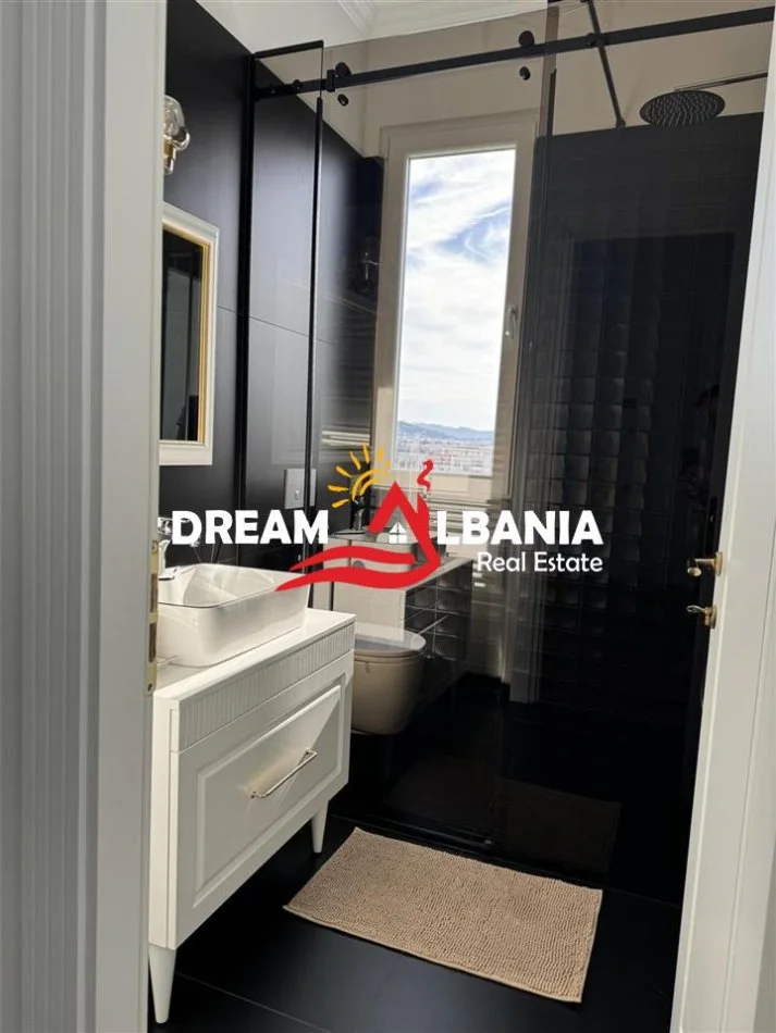 Tirane, jepet me qera apartament 1+1 Kati 9, 65 m² 500 € (Astir)