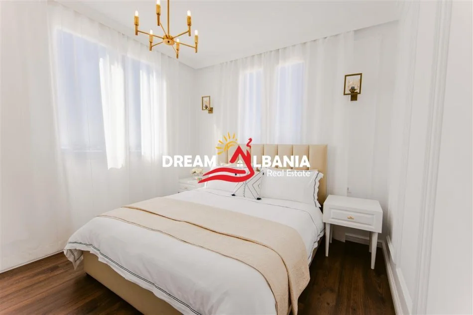 Tirane, jepet me qera 1+1 Kati 9, 75 m² 550 € (Astir)