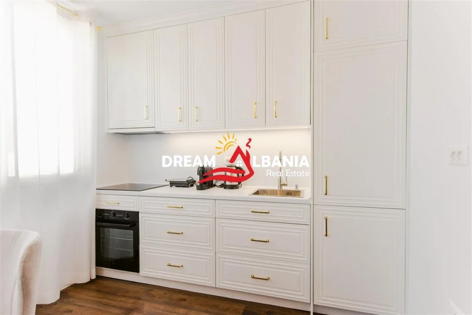 Tirane, jepet me qera apartament 1+1 Kati 2, 65 m² 550 € (Astir)