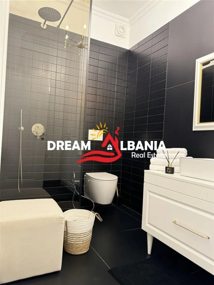 Tirane, jepet me qera 1+1 Kati 9, 75 m² 550 € (Astir)