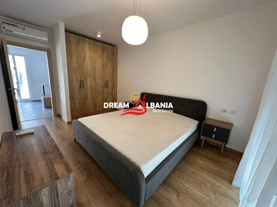 Tirane, jepet me qera apartament 2+1 Kati 2, 250 m² 1.550 € (ne Mullet, prane OKO FARM)