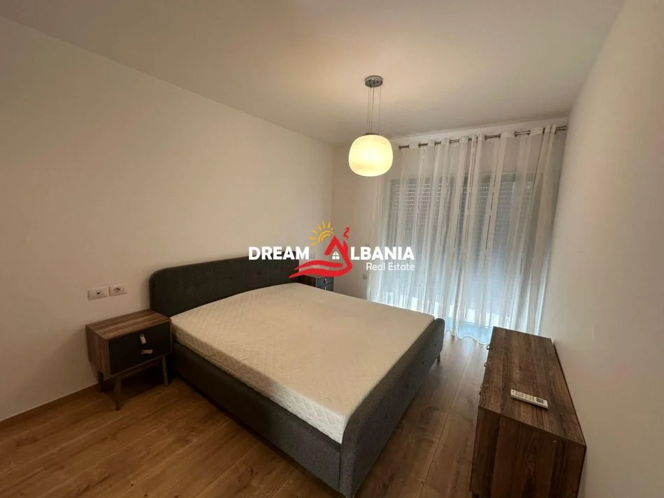 Tirane, jepet me qera apartament 2+1 Kati 2, 250 m² 1.550 € (ne Mullet, prane OKO FARM)