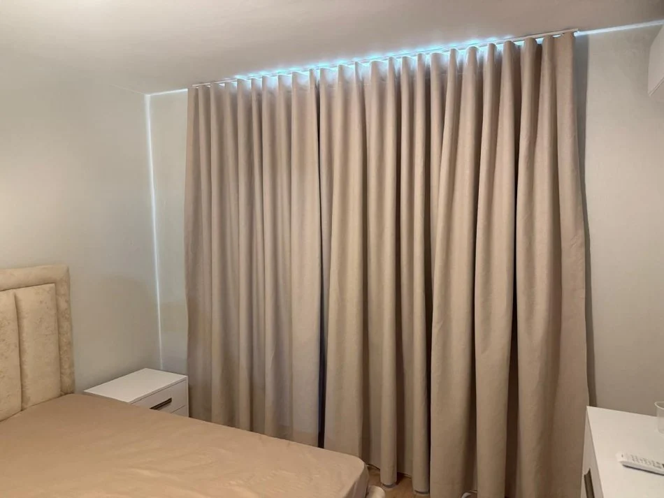 Tirane, jepet me qera apartament 1+1 Kati 2, 60 m² 710 € (rruga ismail qemali)