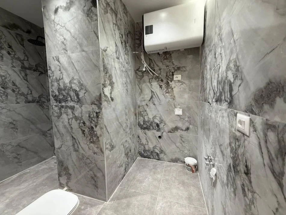 Tirane, jepet me qera apartament 1+1 Kati 4, 65 m² 600 € (ZOGU ZI)