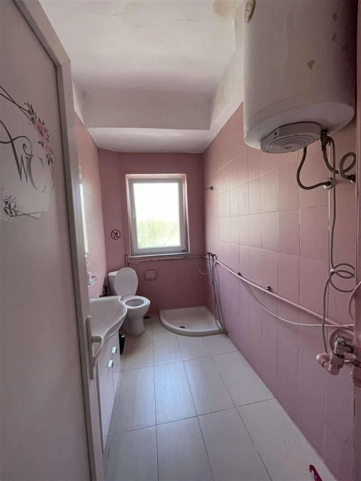 Tirane, jepet me qera apartament 1+1 Kati 2, 70 m² 600 € (SQUARE 21)