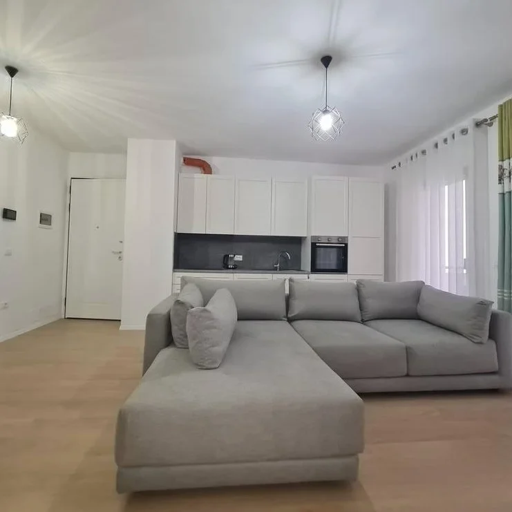 Tirane, jepet me qera apartament 1+1+Ballkon , 75 m² 700 € (Kompleksi Delijorgji)
