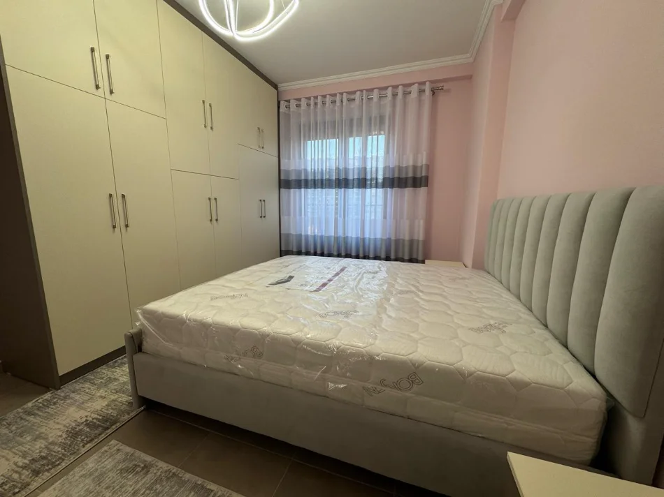 Tirane, jepet me qera apartament 2+1 Kati 6, 100 m² 750 € (RRUGA KARL GEGA)