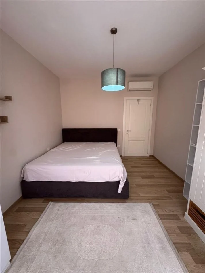 Tirane, jepet me qera apartament 2+1 Kati 6, 100 m² 1.000 € (KOMPLEKSI DELIJORGJI)