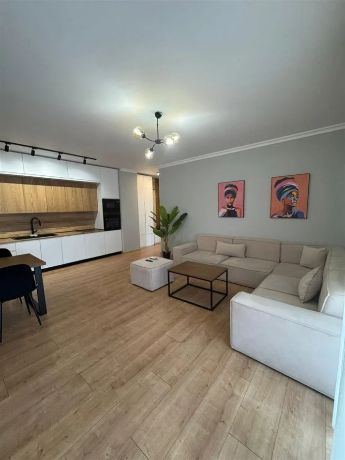 Tirane, jepet me qera apartament 2+1 Kati 5, 120 m² 1.300 € (KOMPLEKSI DELIJORGJI)