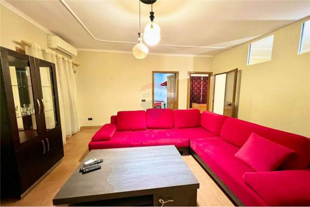 Tirane, jepet me qera apartament 2+1 Kati 2, 104 m² 500 Euro (Ibrahim Kodra)