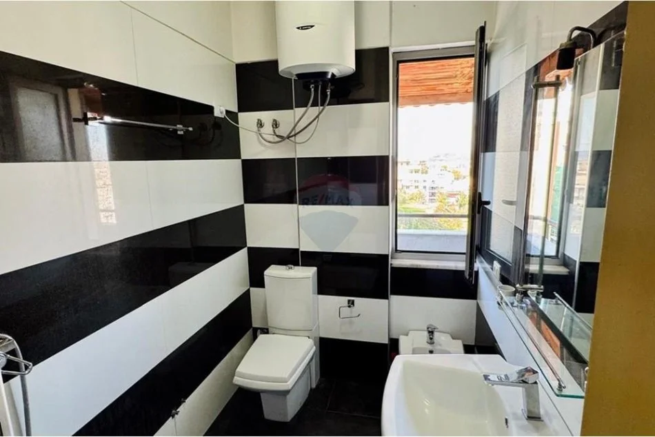 Tirane, jepet me qera apartament 2+1+Aneks+Ballkon Kati 7, 130 m² 550 € (Fondacioni Eleonora)