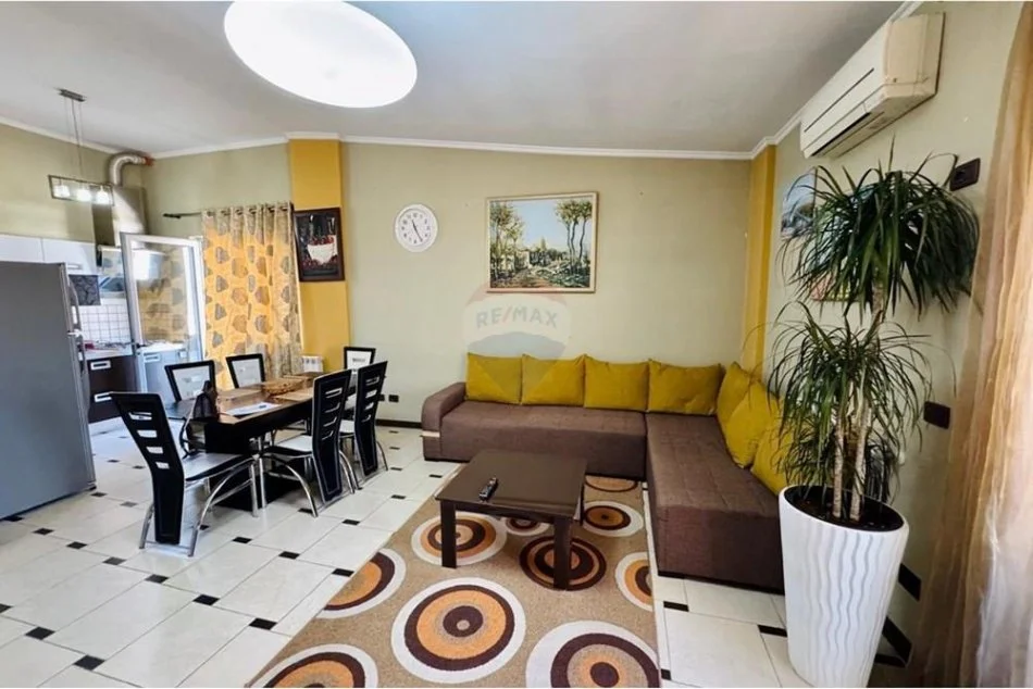 Tirane, jepet me qera apartament 2+1+Aneks+Ballkon Kati 7, 130 m² 550 € (Fondacioni Eleonora)