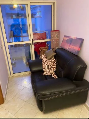 JEPET APARTAMENT ME QERA 1+1 TEK EKONOMIKU, TEK RRUGA E ELBASANIT