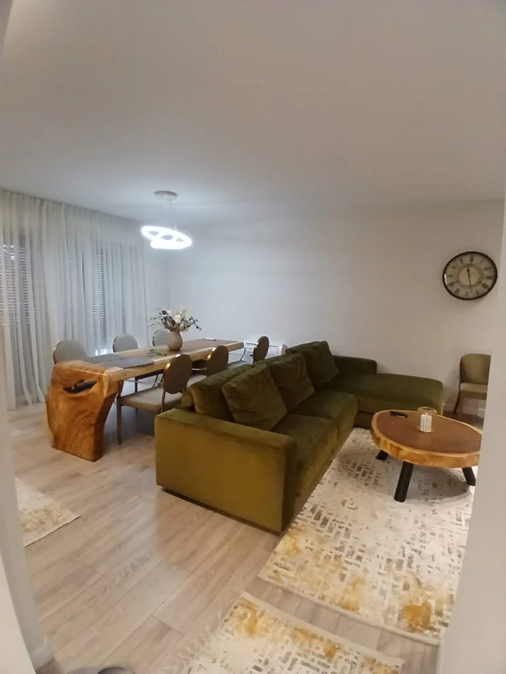 Tirane, shitet apartament 2+1+Ballkon Kati 2, 122 m² (Kompleksi orbital)