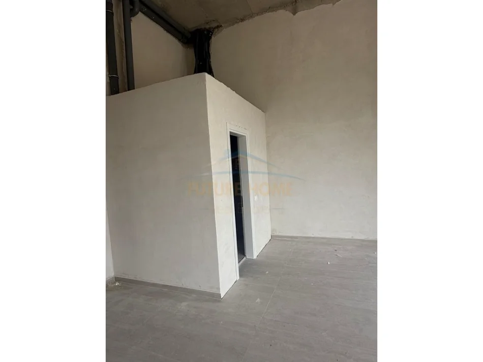 Tirane, jepet me qera ambjent biznesi Kati 0, 100 m² 1.800 € (RRUGA JORDAN MISJA)