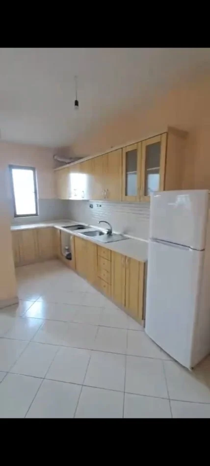 Tirane, shitet apartament 1+1+Ballkon Kati 4, 80 m² 105.000 € (Jordan Misja)