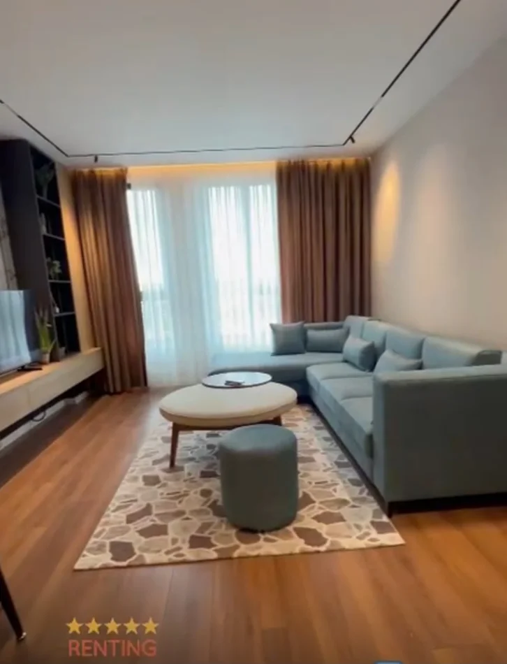 Tirane, jepet me qera apartament 1+1 , 65 m² 800 € (Rruga Jordan Misja)