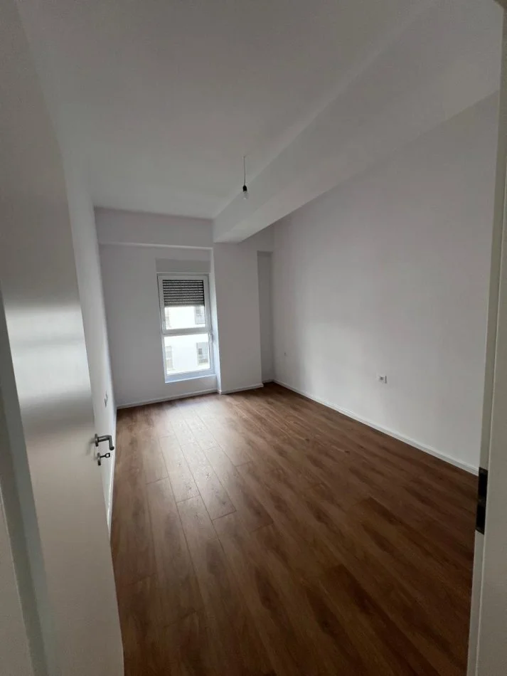 Tirane, shitet apartament 1+1 Kati 6, 61 m² 110.000 € (JO AGJENSI)