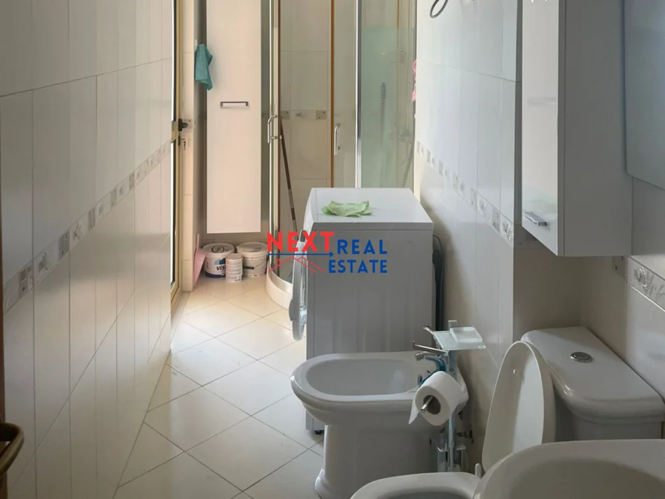 Vlore, jepet me qera apartament 1+1+Ballkon Kati 7, 70 m² 500 € 