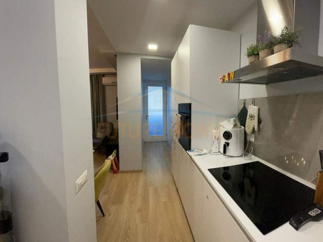 Tirane, shitet apartament Kati 3, 80 m² 160.000 Euro (Rruga e Durresit)