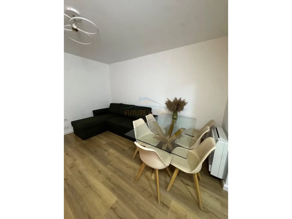Tirane, jepet me qera apartament 2+1+2 Kati 2, 85 m² 700 € (RRUGA KONGRESI I MANASTIRIT)