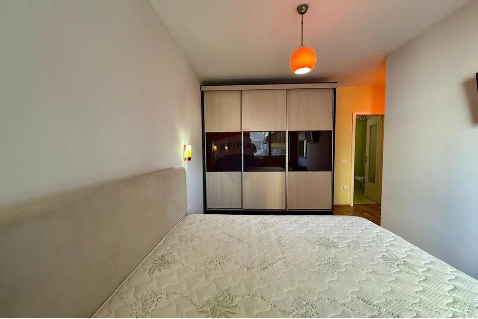 Tirane, shitet apartament 2+1 , 98 m² 189.000 € (Kompleksi Kontakt)