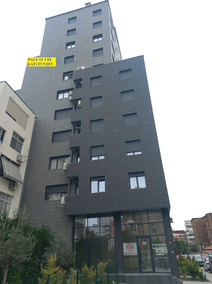 Tirane,Shitet Apartament bollshëm 2+1+2banjo, pallat ri 2025, kati 10, sip.104 m², Cmimi 3000€/m2, prane Pazarit Ri rr. Q. Stafa e rr. H.Tasim. Tirane