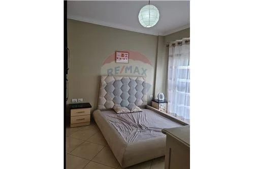 Apartament - Me Qira - Kompleksi Delijorgji, Shqipëri
Apartament 1+1 me qera prane Kompleksit Delijorgji