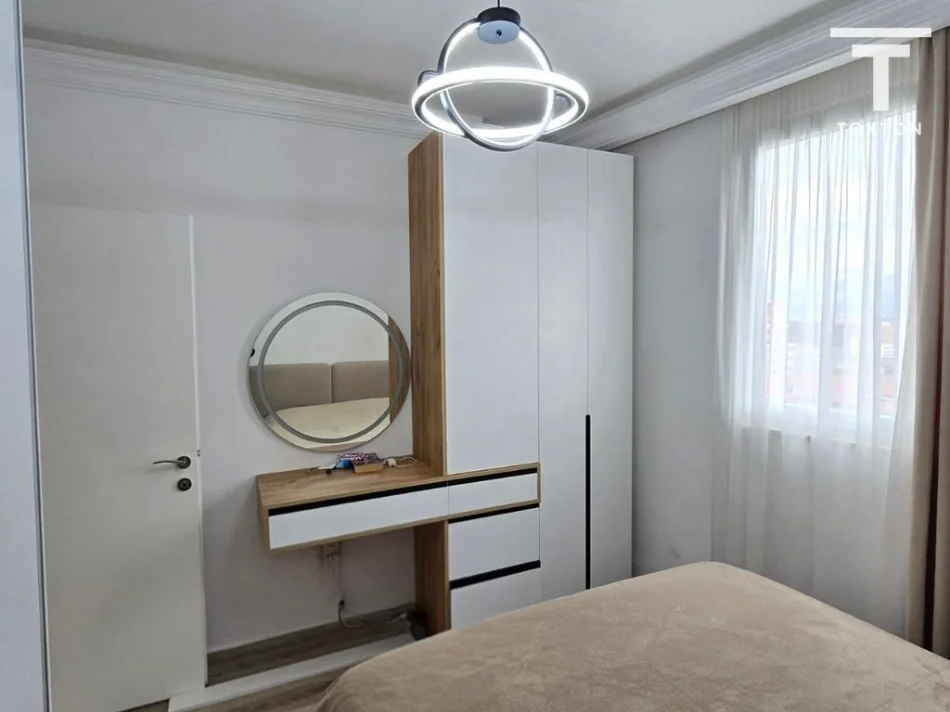 Tirane, shitet apartament 1+1 Kati 6, 67 m² 140.000 € (rruga Kavajes)