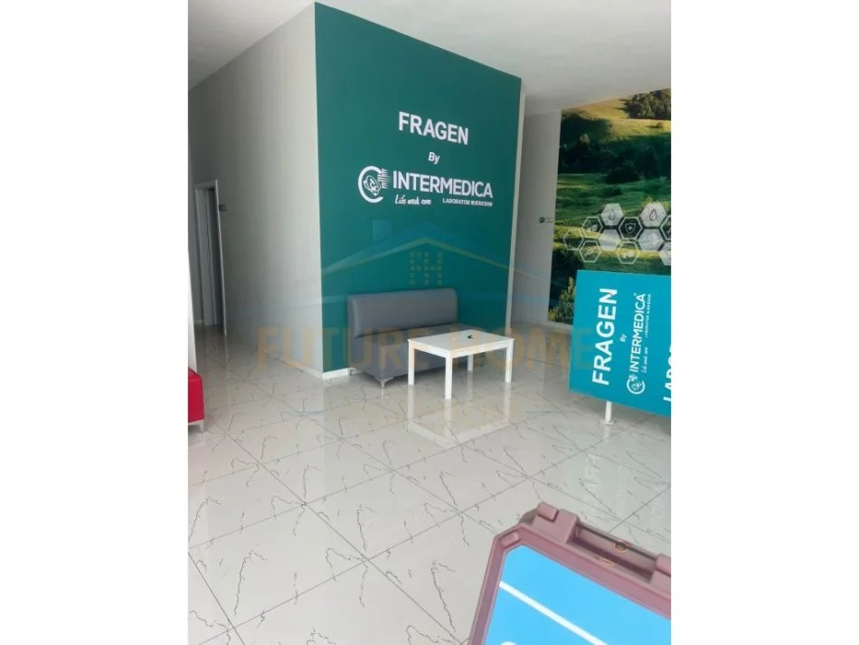 Rruga Portit, jepet me qera ambjent biznesi Kati 0, 115 m² (Durres)