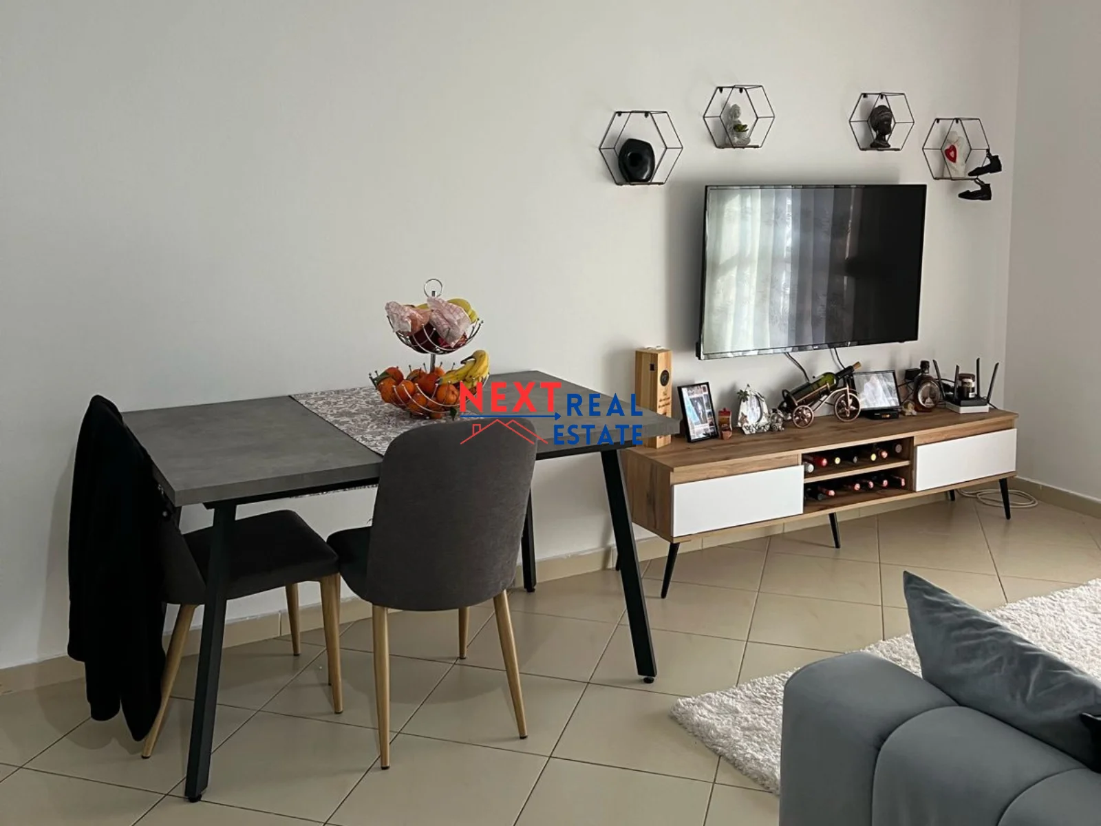 SHITET APARTAMENT 2+1 NE VLORE