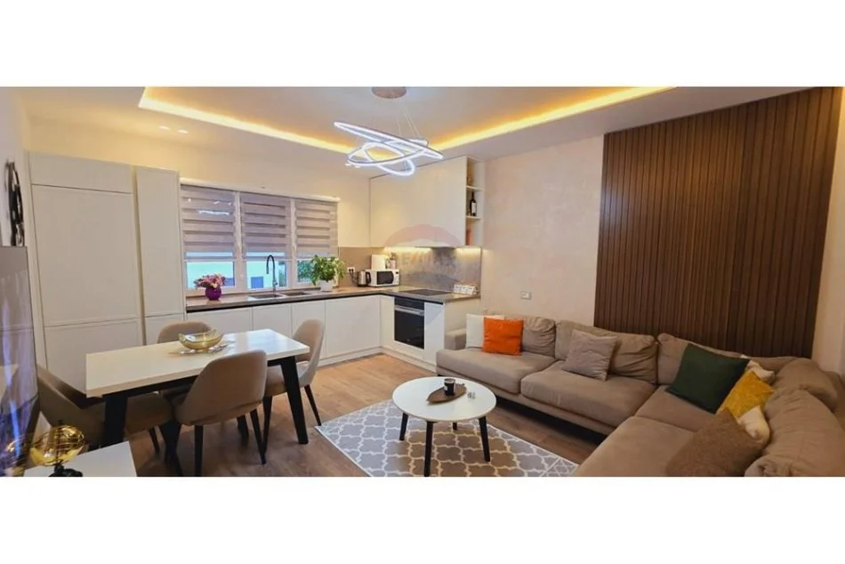 Tirane, shitet apartament 2+1 Kati 4, 72 m² 120.000 € (yzberisht)