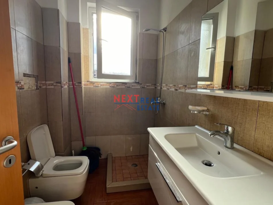 REZERVO PRONEN VETEM ME 500€! Vlore, shitet apartament 1+1+Ballkon , 67 m² 105.000 € (VLORE-SKELE)