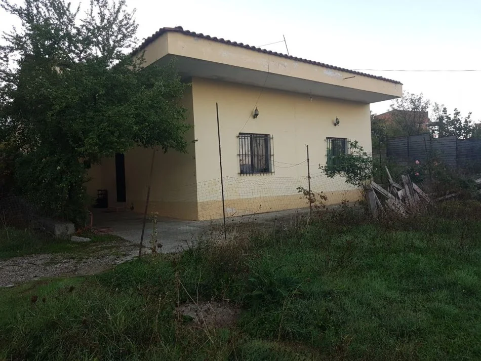 🏠Shitet shtepi private me certifikat pronesie tek Kodra e Priftit