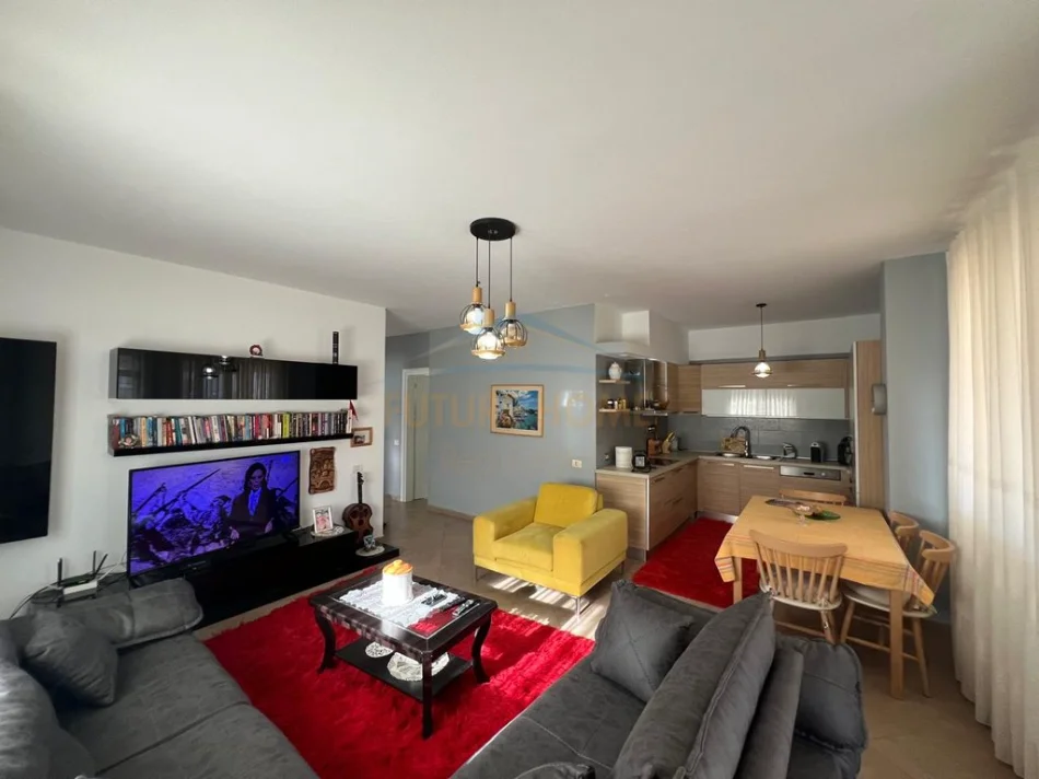 Tirane, shitet apartament 2+1 Kati 6, 154 m² 210.000 € (KODRA E DIELLIT)