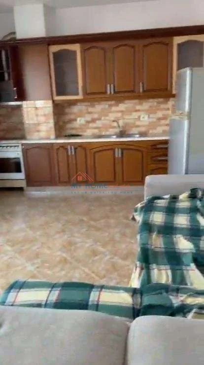 Tirane, shitet apartament 1+1+Ballkon Kati 5, 68 m² 148.000 € (Rruga Rrapo Hekali)