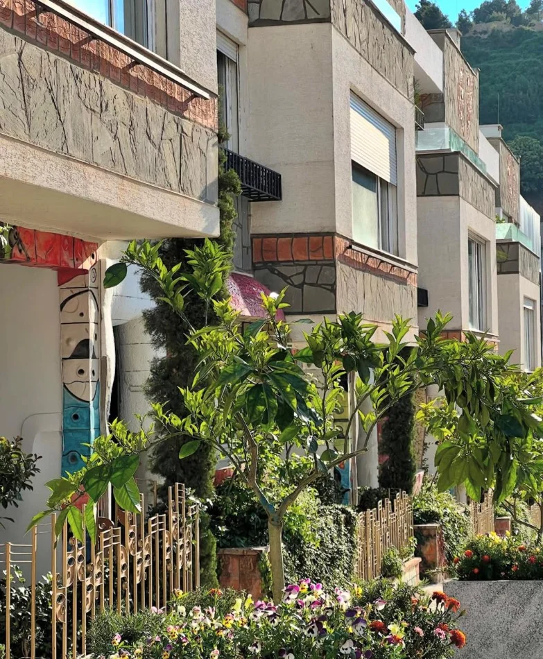 Tirane, shitet apartament duplex 1+1+Ballkon Kati 3, 80 m² 133.300 € (rruga kodra e diellit)