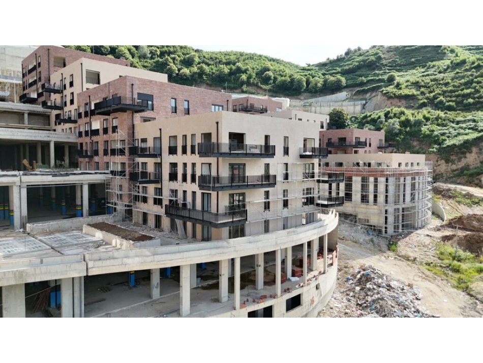 Tirane, jepet me qera apartament 2+1 Kati 3, (JEPET ME QERA SUPER APARTAMENTI 2+1 NE SUPER ZONE TEK KODRA E DIELLIT 2 -650 EURO)