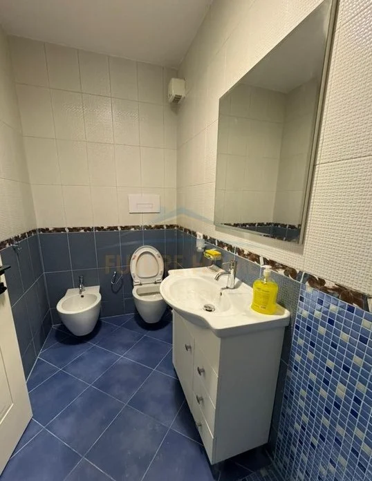 Tirane, shes apartament 2+1+Ballkon Kati 7, 91 m² 205.000 € (rr. Xhanfize Keko)