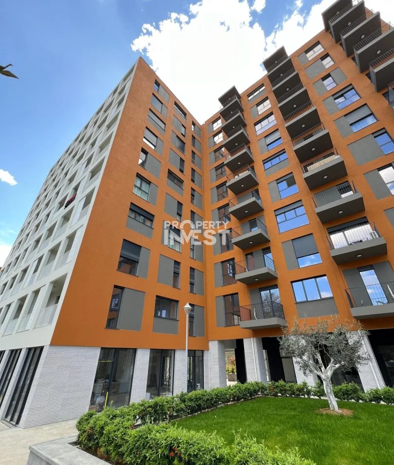 Tirane, shitet apartament 2+1+Ballkon Kati 1, 135 m² 179.500 € (Xhamlliku)