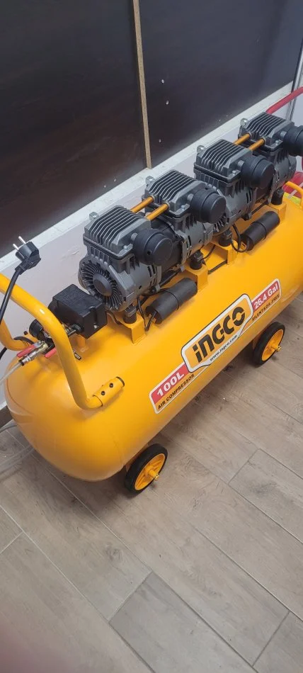 Tirane, shes INGCO, Kompresor monofaze me 2 motora silencioz pa vaj 100 Lt 300 €